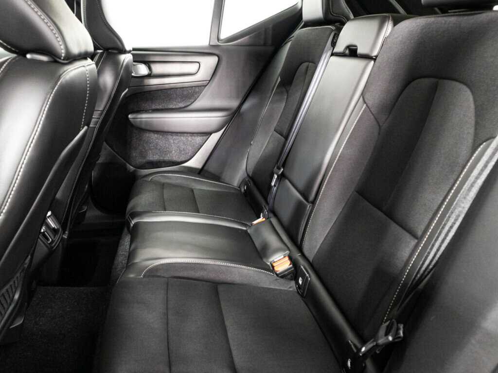 Вольво ИксЦ40 б/у, 2019, Автоматическая. Фото: #9