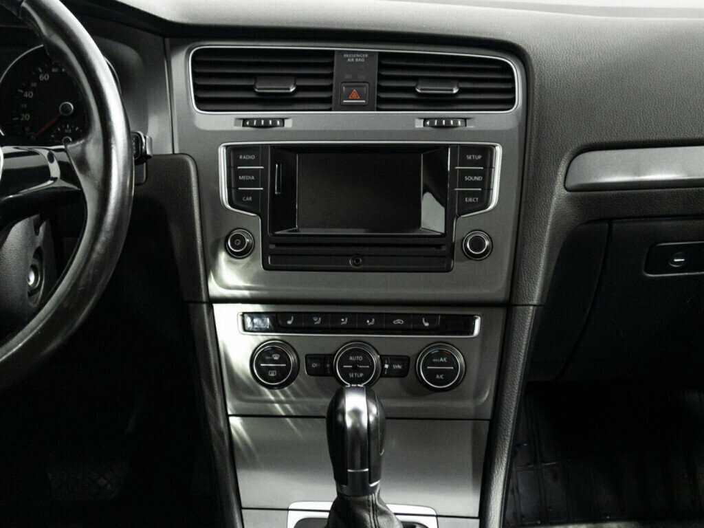 Volkswagen Golf б/у, 2013, Роботизированная. Фото: #13