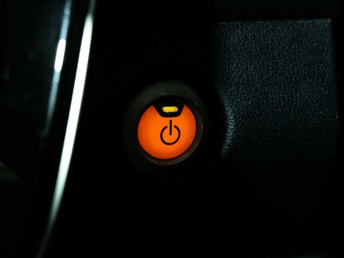 Nissan Leaf б/у, 2013, Автоматическая. Фото: #12