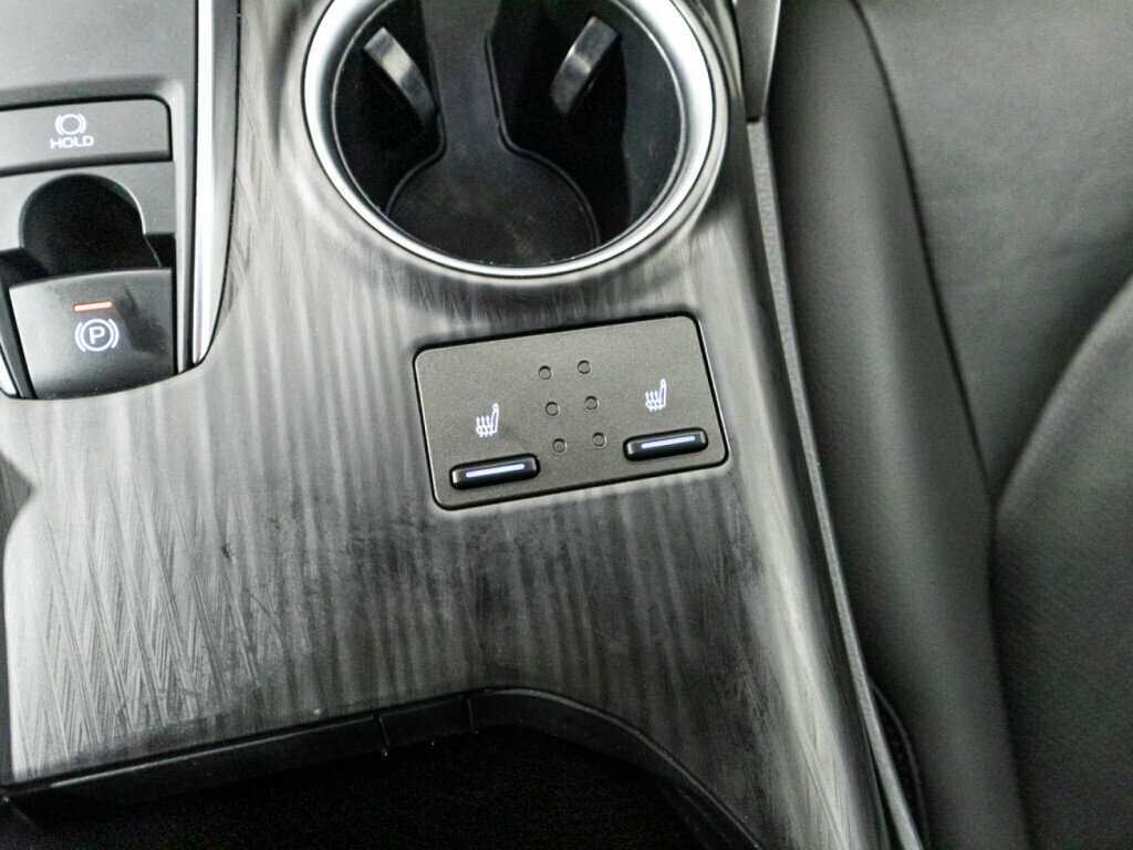 Toyota Camry б/у, 2021, Автоматическая. Фото: #16