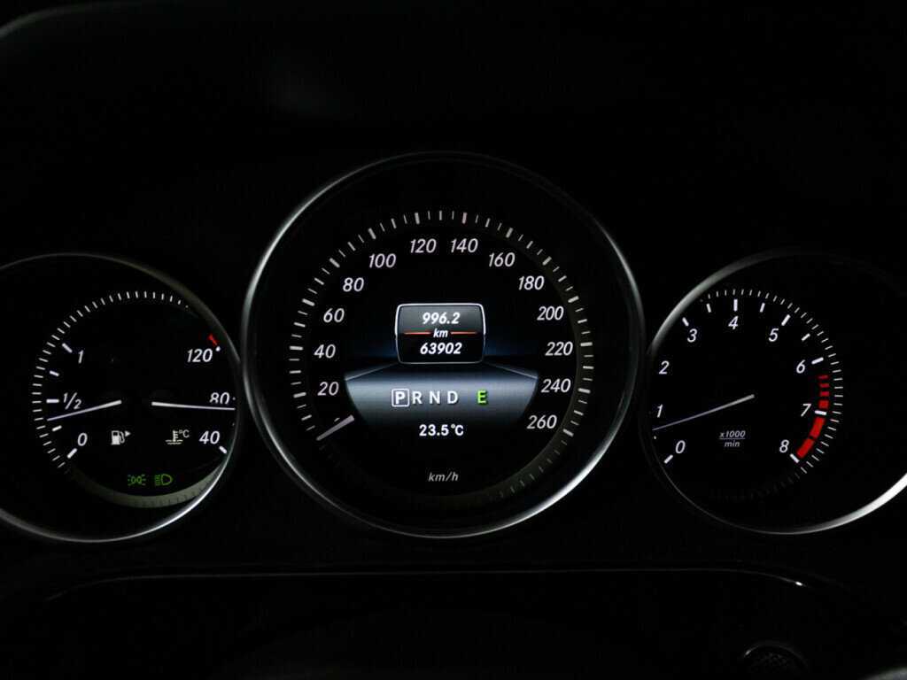 Мерседес-Бенц Е-Класс б/у, 2013, Автоматическая. Фото: #11