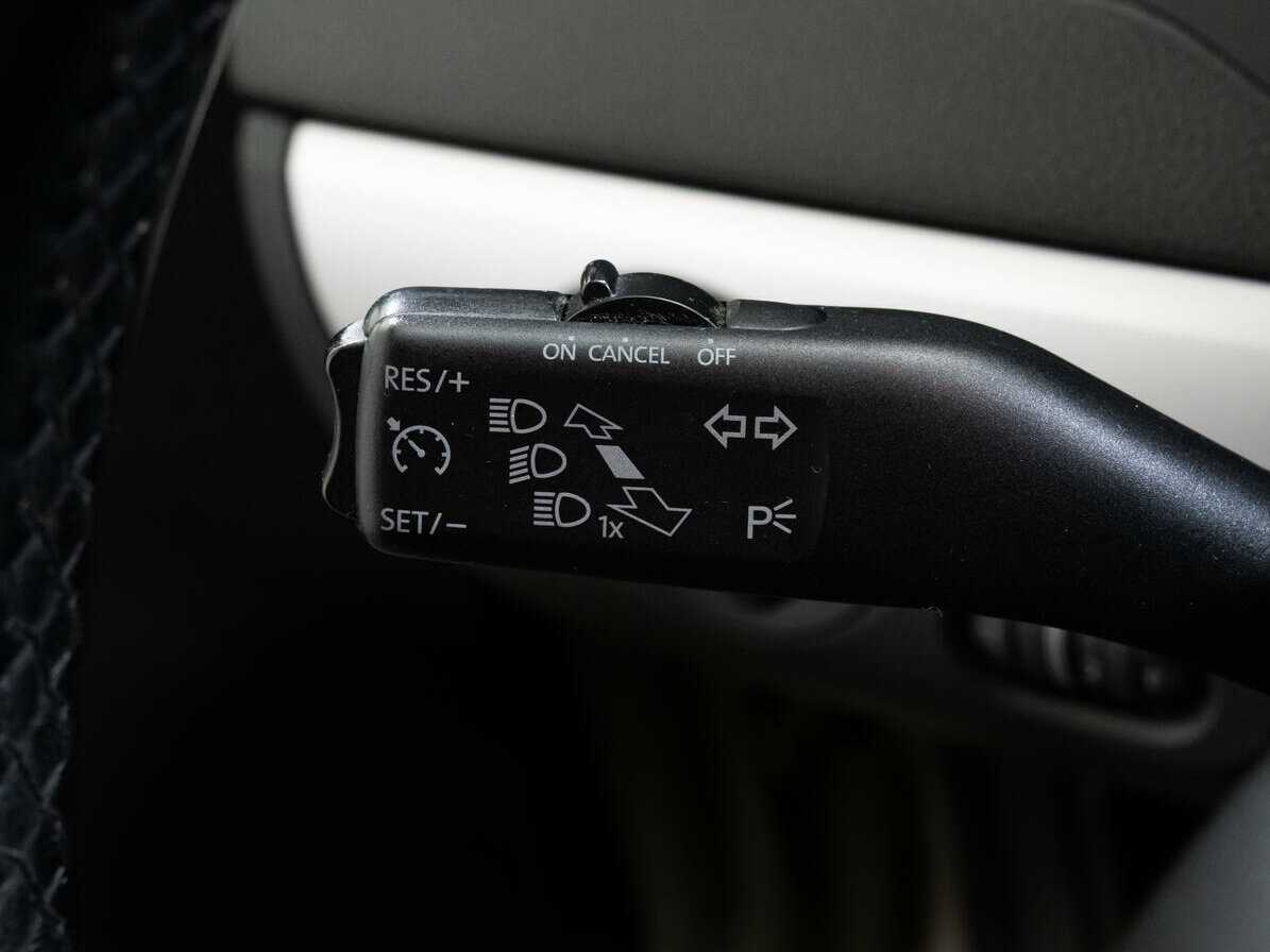 Volkswagen Jetta б/у, 2012, Автоматическая. Фото: #10