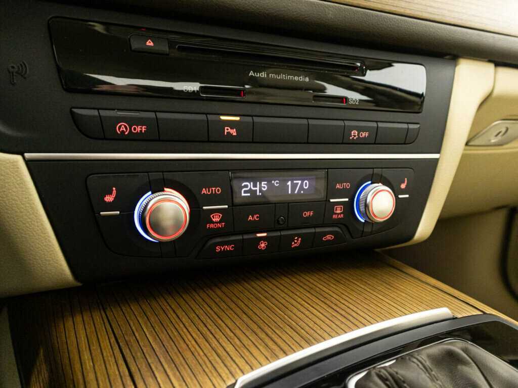 Audi A6 б/у, 2015, Роботизированная. Фото: #16