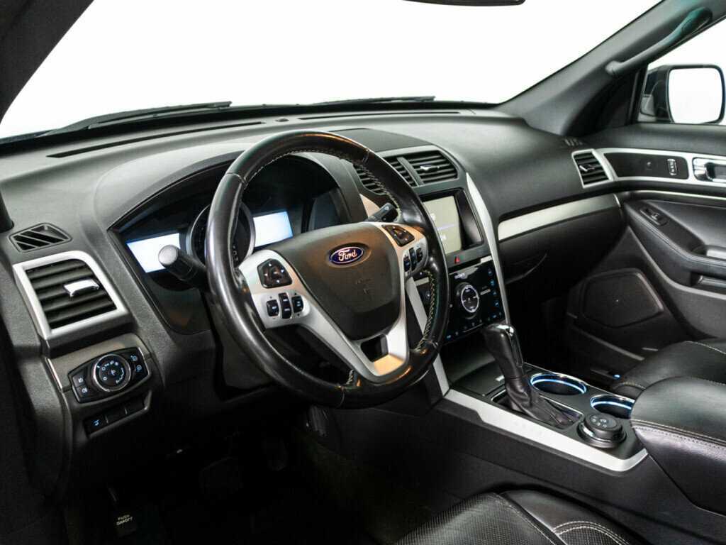 Ford Explorer б/у, 2013, Автоматическая. Фото: #10