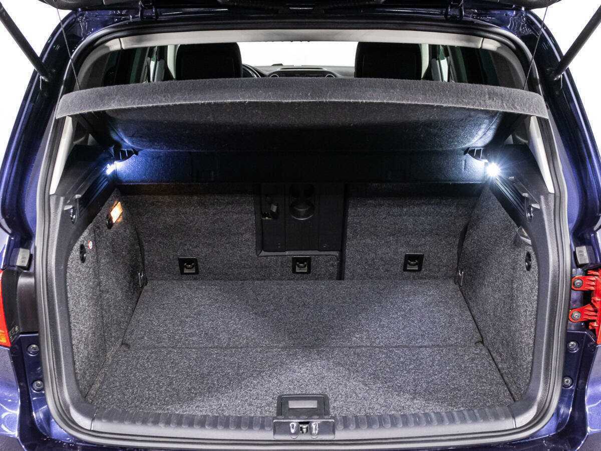 Volkswagen Tiguan б/у, 2012, Автоматическая. Фото: #14