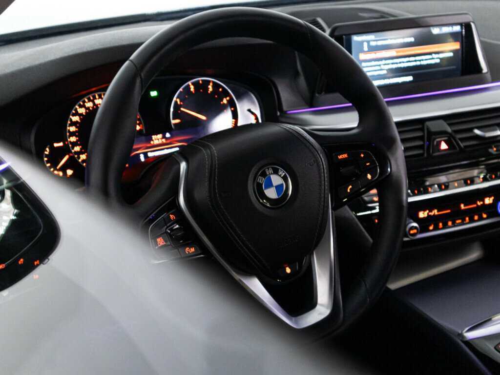 BMW 5 серии б/у, 2018, Автоматическая. Фото: #21