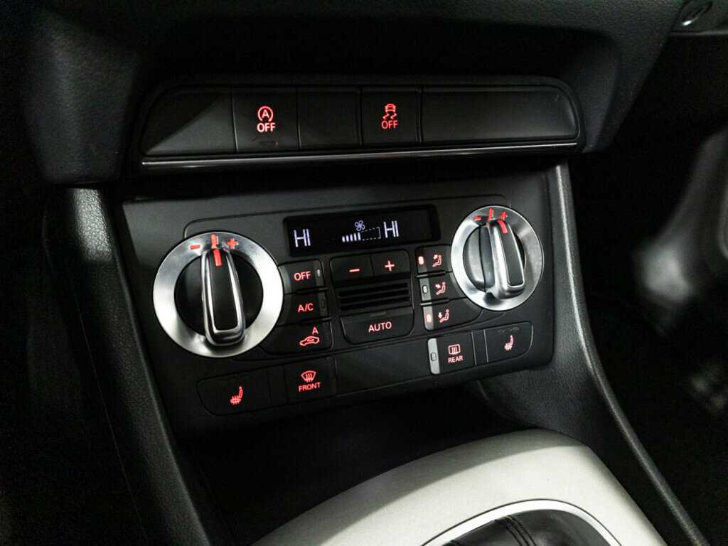 Ауди К3 б/у, 2013, Роботизированная. Фото: #15