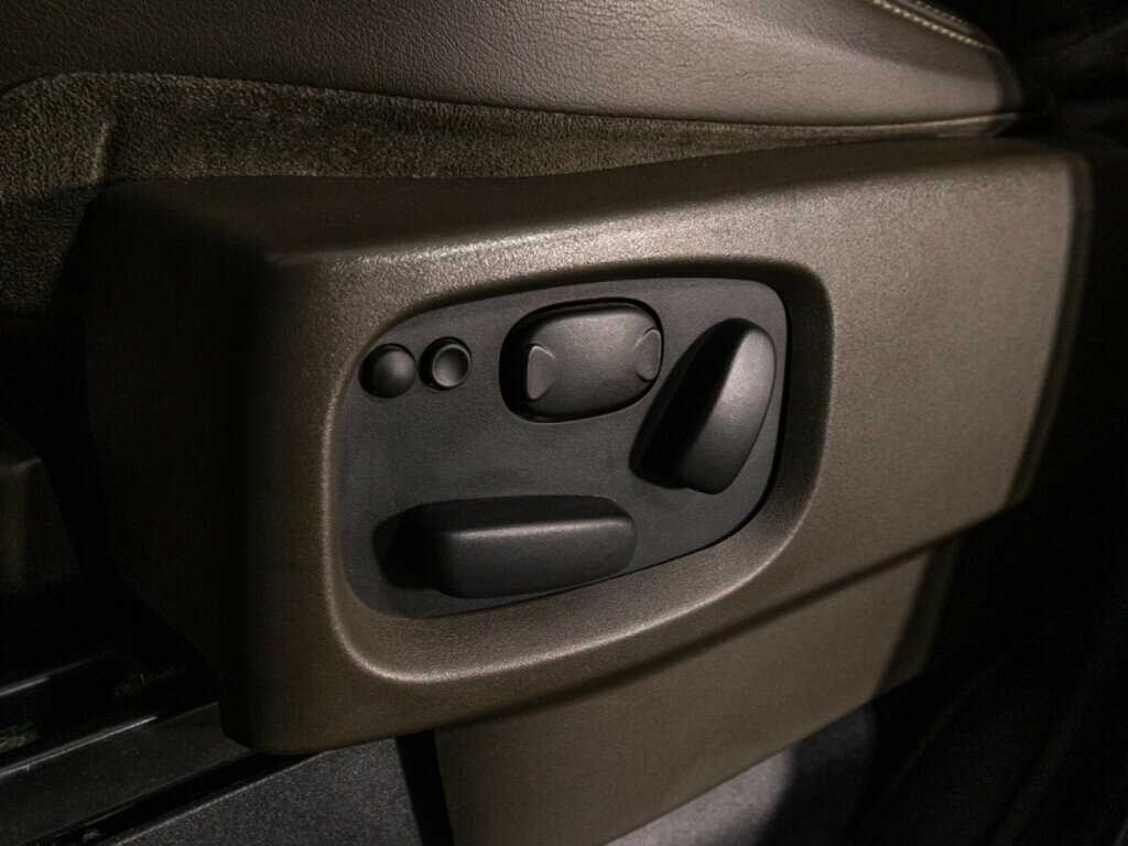 Лэнд Ровер Дискавери б/у, 2013, Автоматическая. Фото: #18