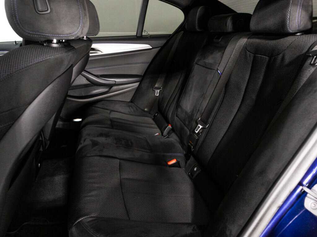 БМВ 5 серии б/у, 2018, Автоматическая. Фото: #9