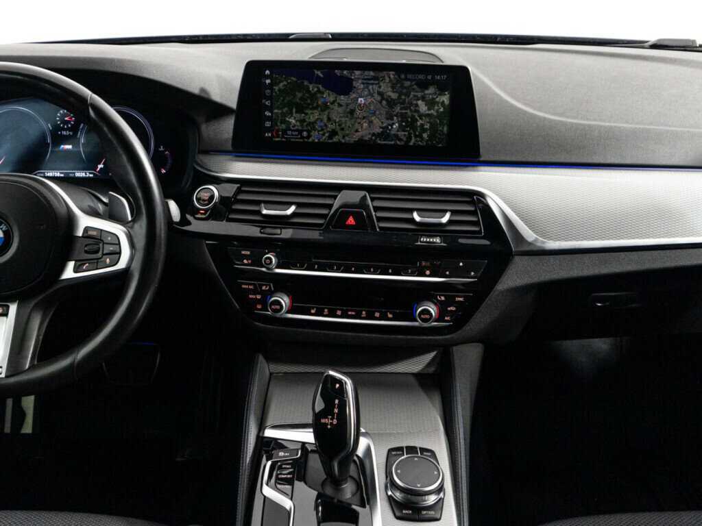 БМВ 5 серии б/у, 2018, Автоматическая. Фото: #13