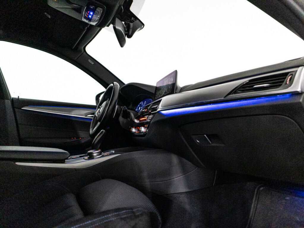 БМВ 5 серии б/у, 2018, Автоматическая. Фото: #28