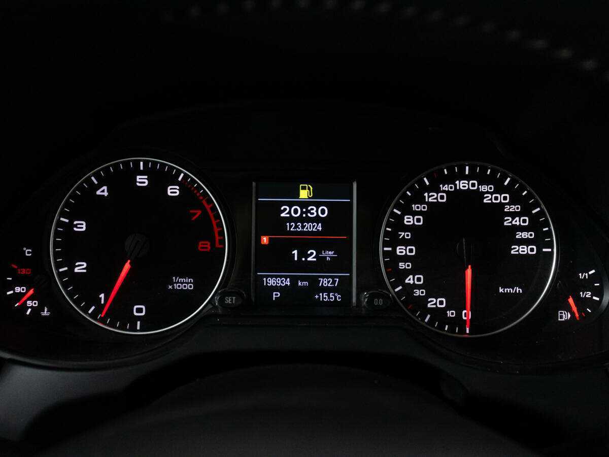 Ауди К5 б/у, 2012, Автоматическая. Фото: #11