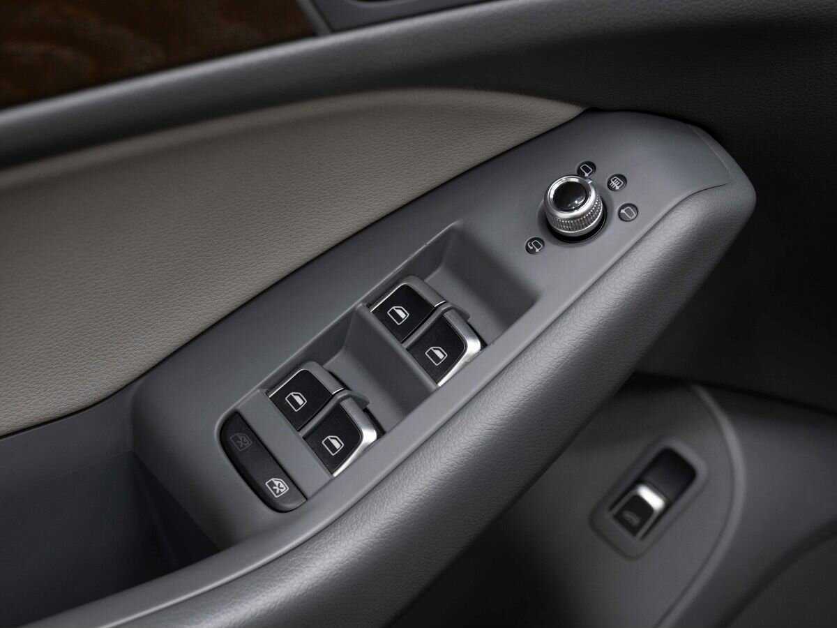 Ауди К5 б/у, 2013, Автоматическая. Фото: #18