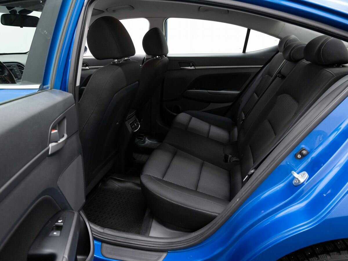 Hyundai Elantra б/у, 2017, Автоматическая. Фото: #8