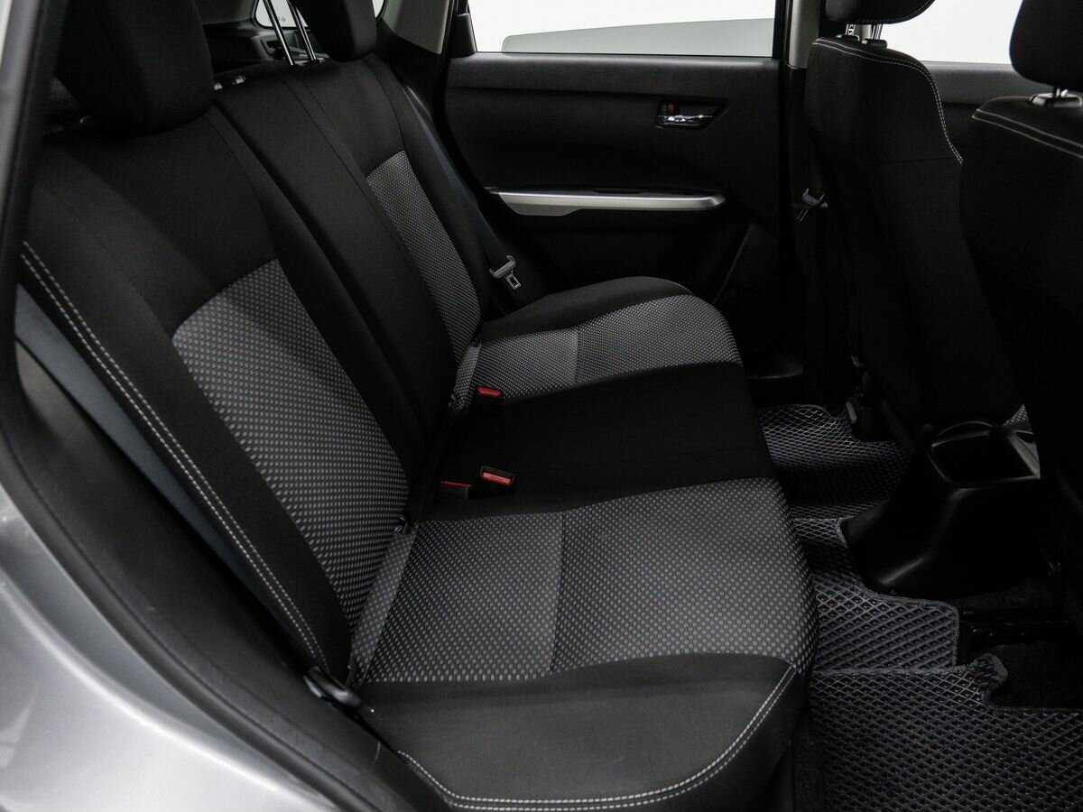 Сузуки Витара б/у, 2015, Механическая. Фото: #9