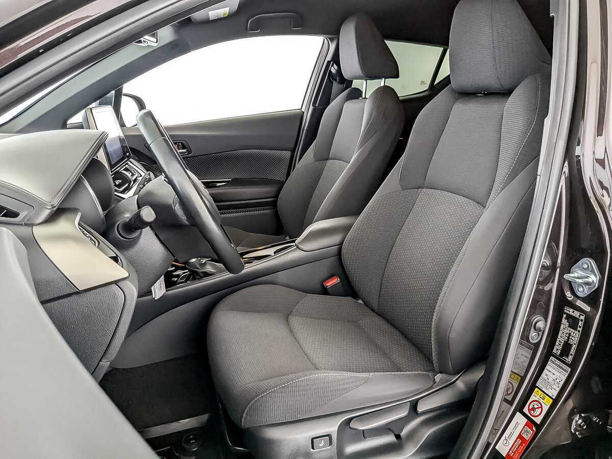 Toyota C-HR б/у, 2019, Вариатор. Фото: #19