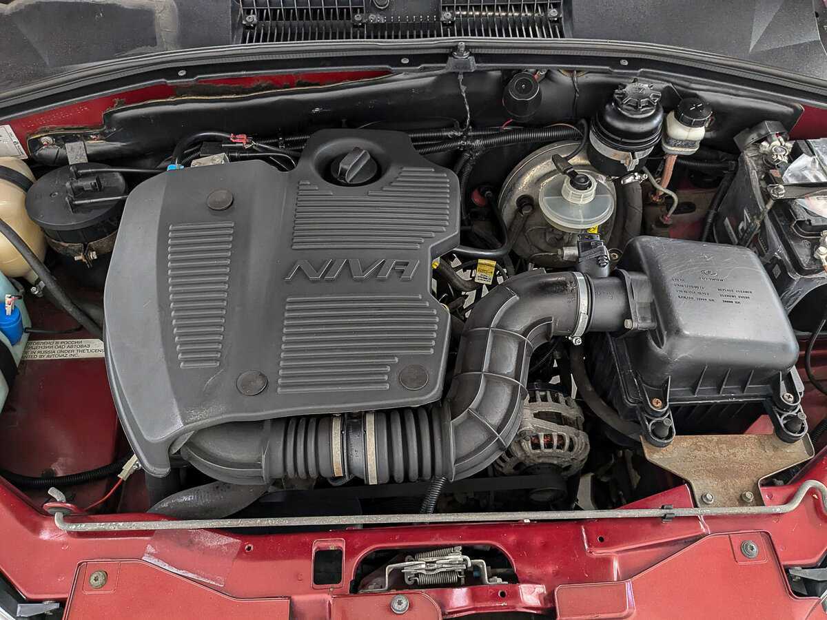 Chevrolet Niva б/у, 2015, Механическая. Фото: #8