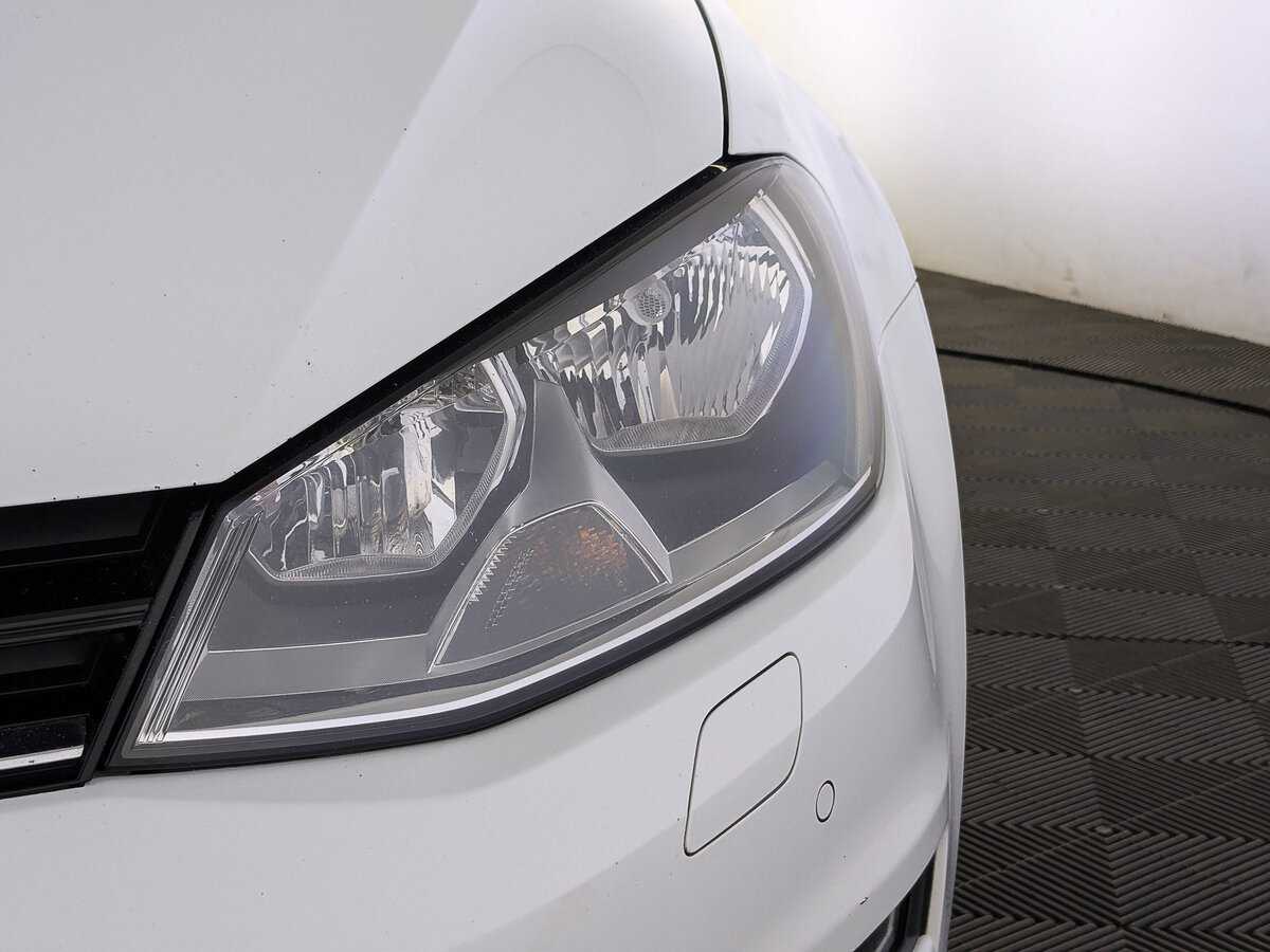 Volkswagen Golf б/у, 2014, Механическая. Фото: #10