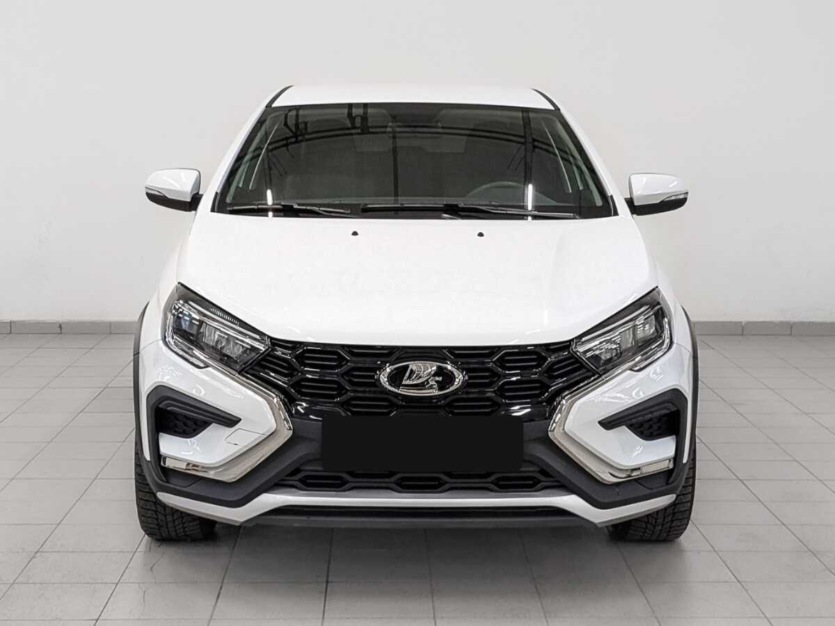 Lada (ВАЗ) Vesta б/у, 2024, Механическая. Фото: #1