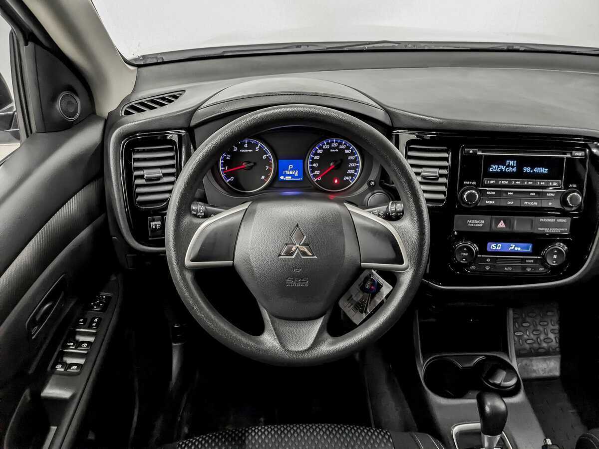 Митсубиши Оутлэндер б/у, 2015, Вариатор. Фото: #20