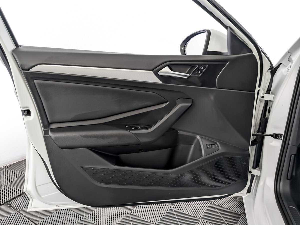 Volkswagen Jetta б/у, 2020, Автоматическая. Фото: #18