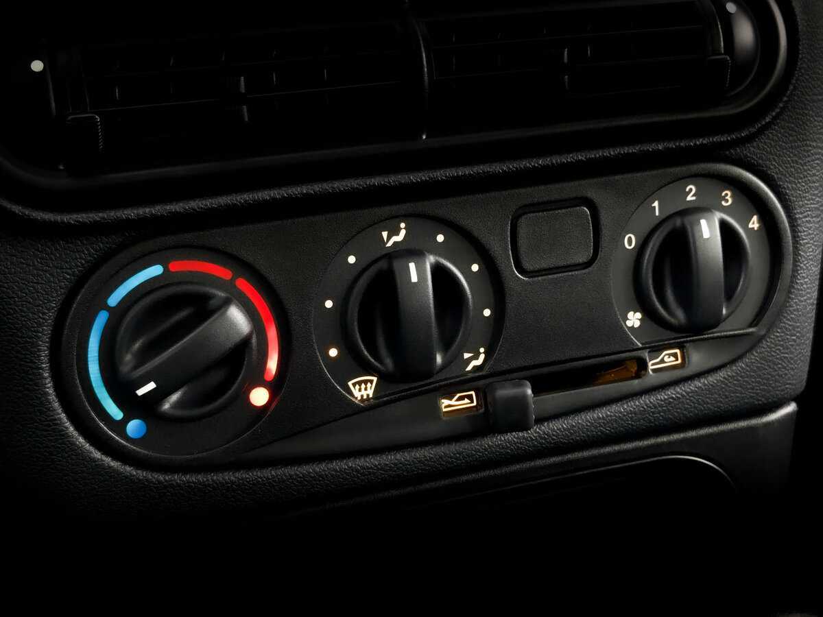 Lada (ВАЗ) Niva б/у, 2024, Механическая. Фото: #24