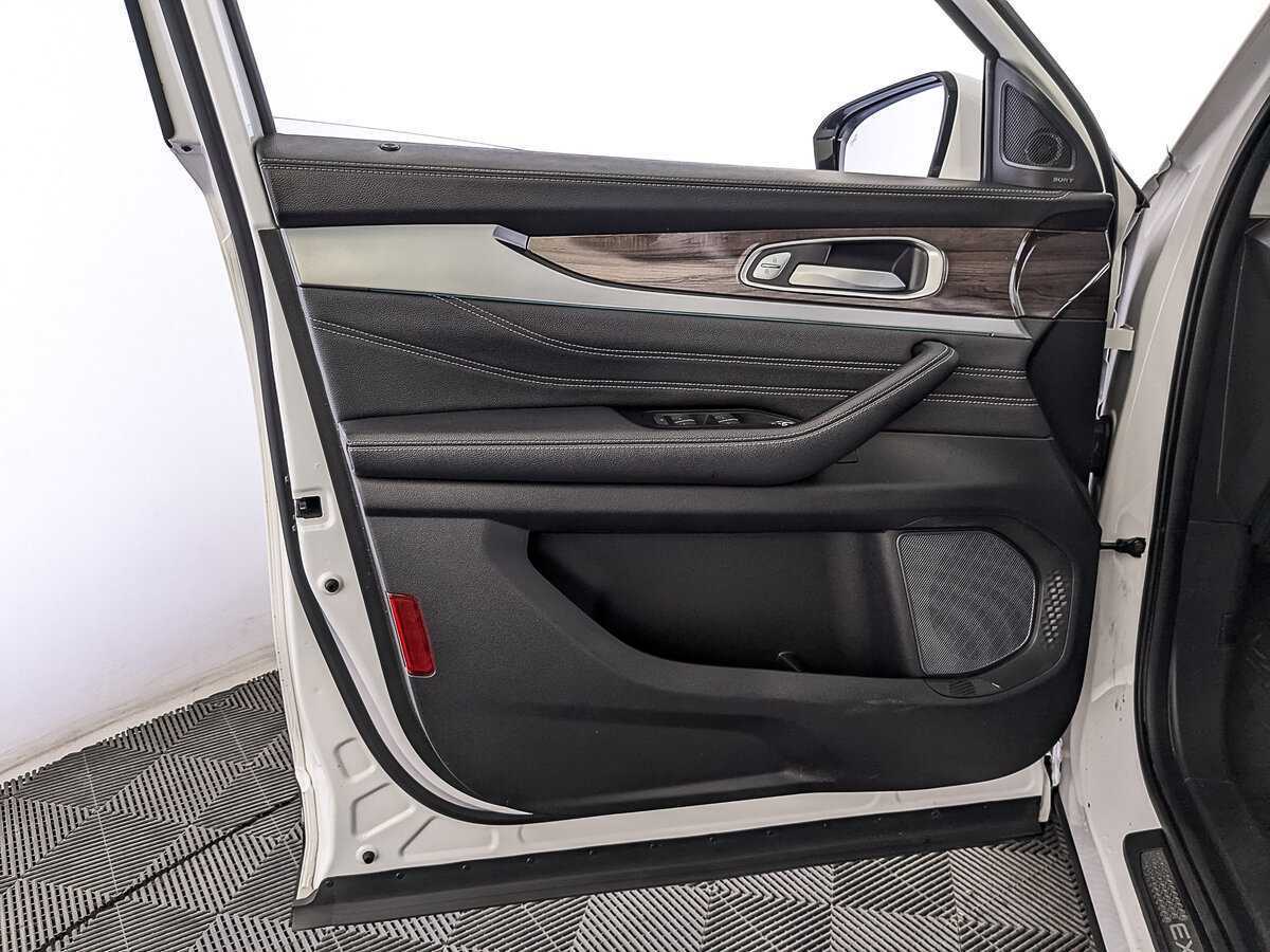 EXEED VX б/у, 2022, Роботизированная. Фото: #18