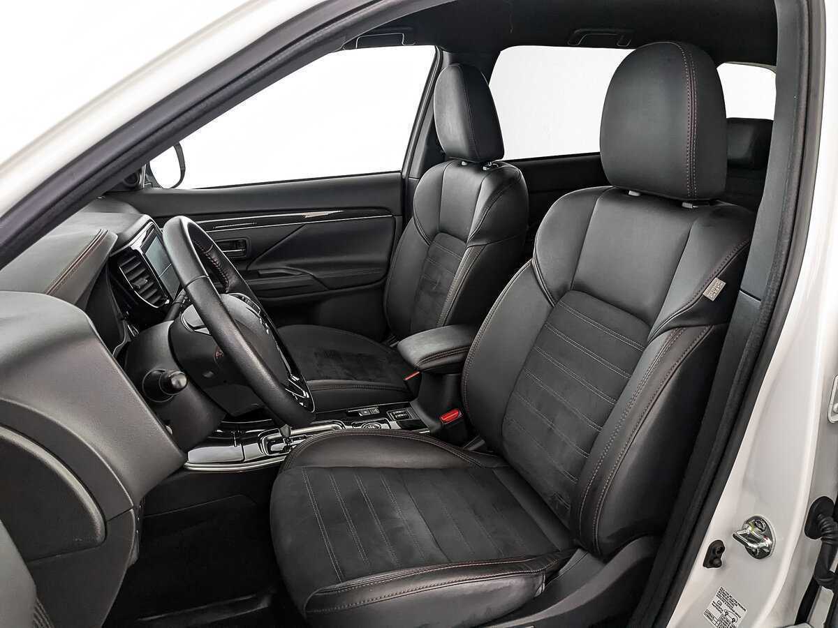 Митсубиши Оутлэндер б/у, 2022, Вариатор. Фото: #19