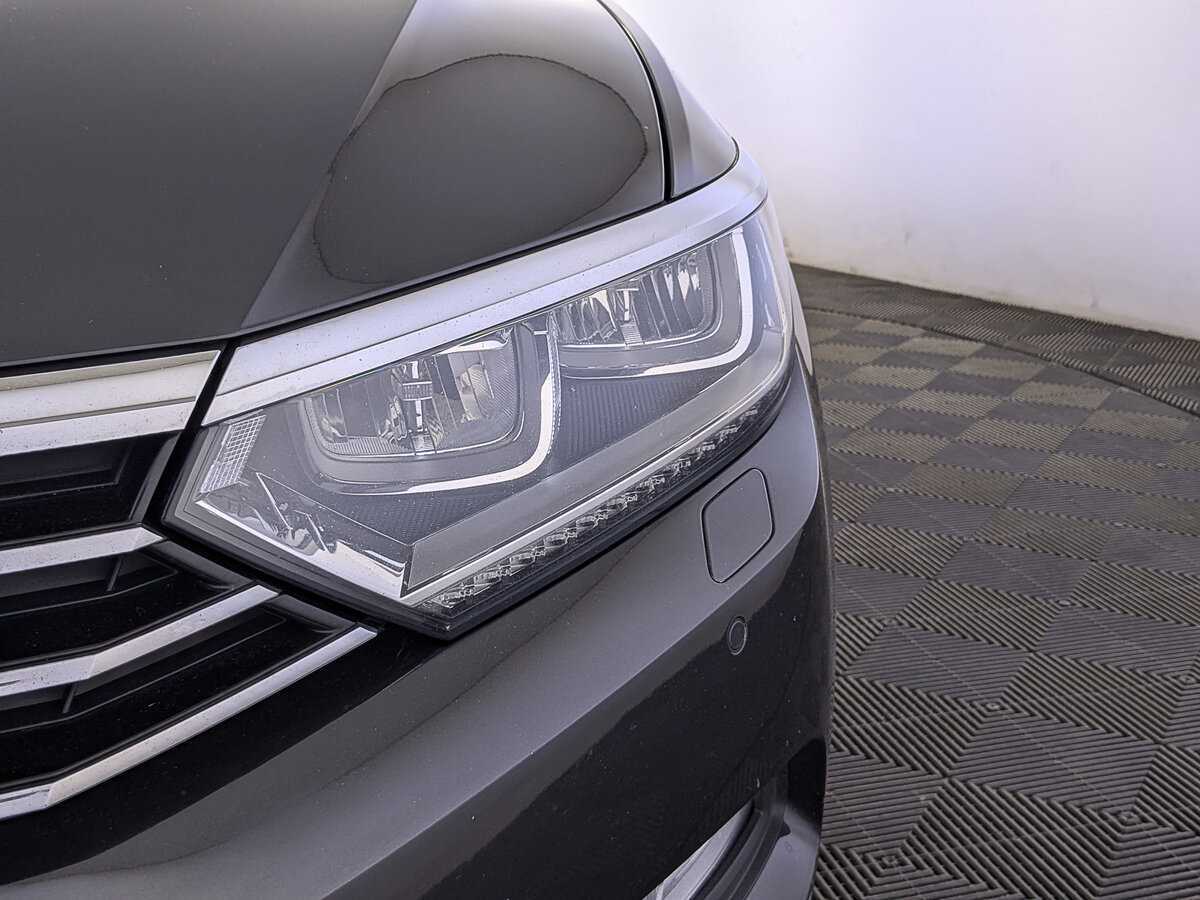 Фольксваген Пассат б/у, 2019, Роботизированная. Фото: #10