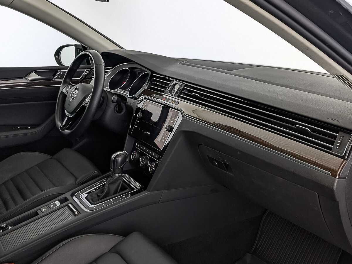 Фольксваген Пассат б/у, 2019, Роботизированная. Фото: #12