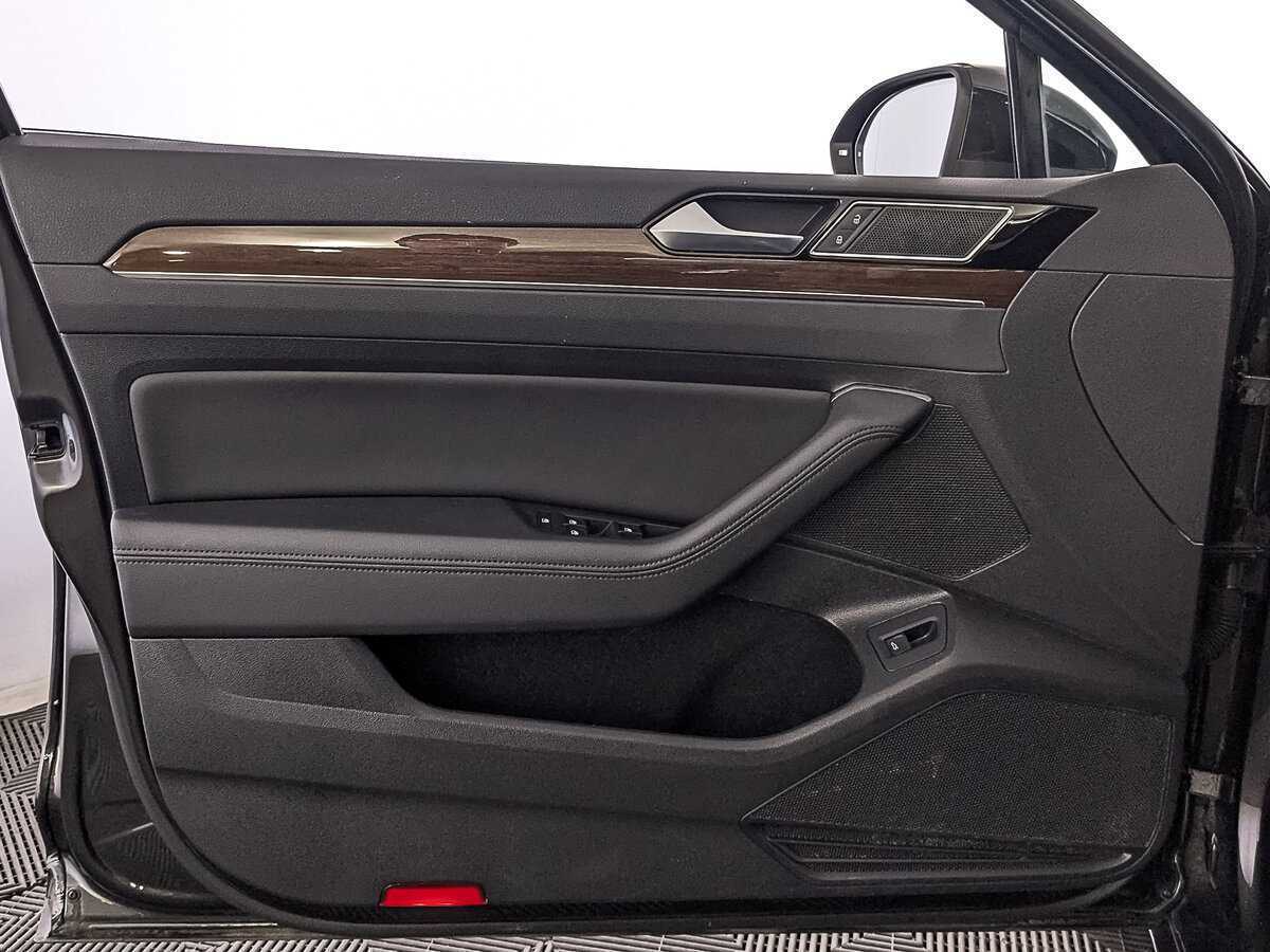 Фольксваген Пассат б/у, 2019, Роботизированная. Фото: #18