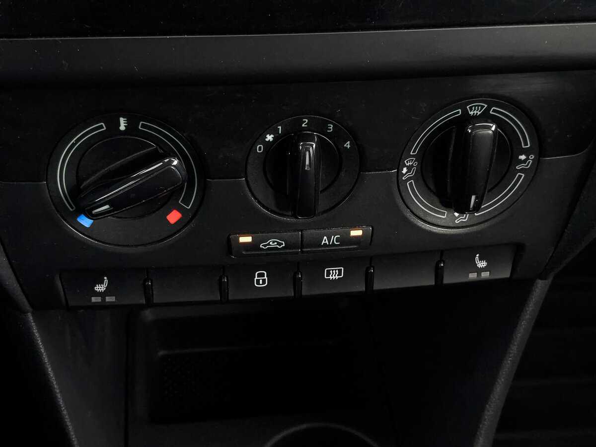 Шкода Рапид б/у, 2017, Механическая. Фото: #19