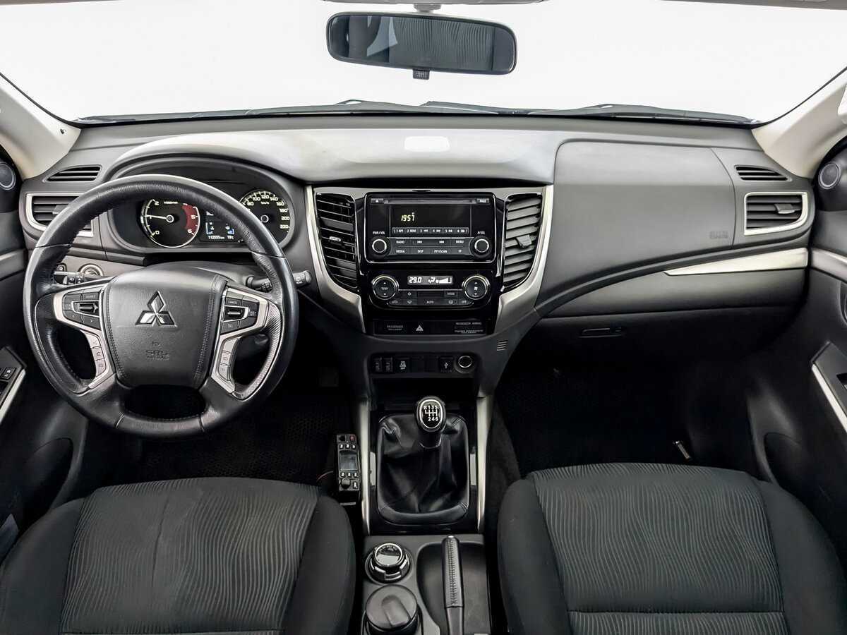 Mitsubishi Pajero Sport б/у, 2018, Механическая. Фото: #13