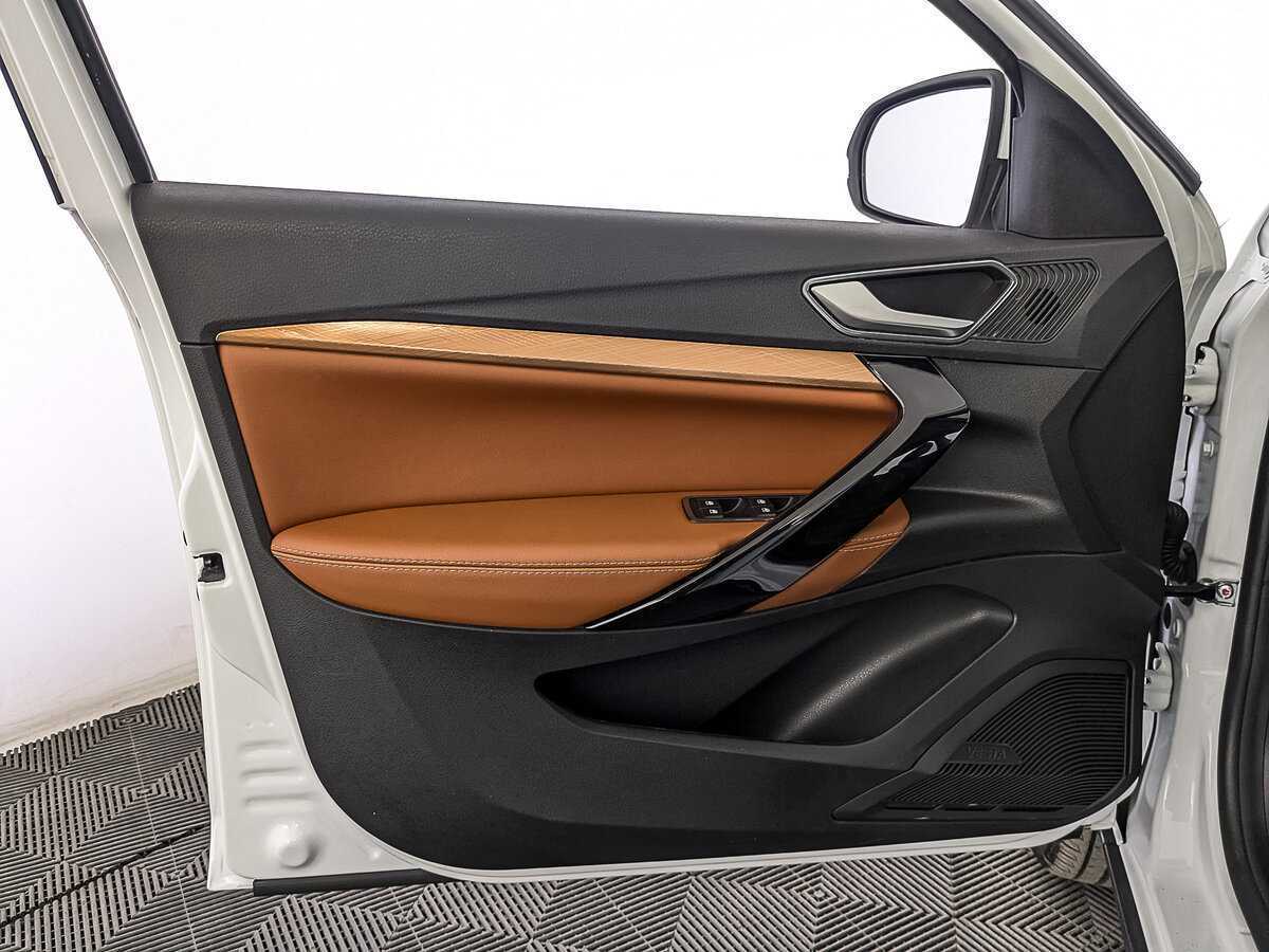 Lada (ВАЗ) Vesta б/у, 2024, Механическая. Фото: #18