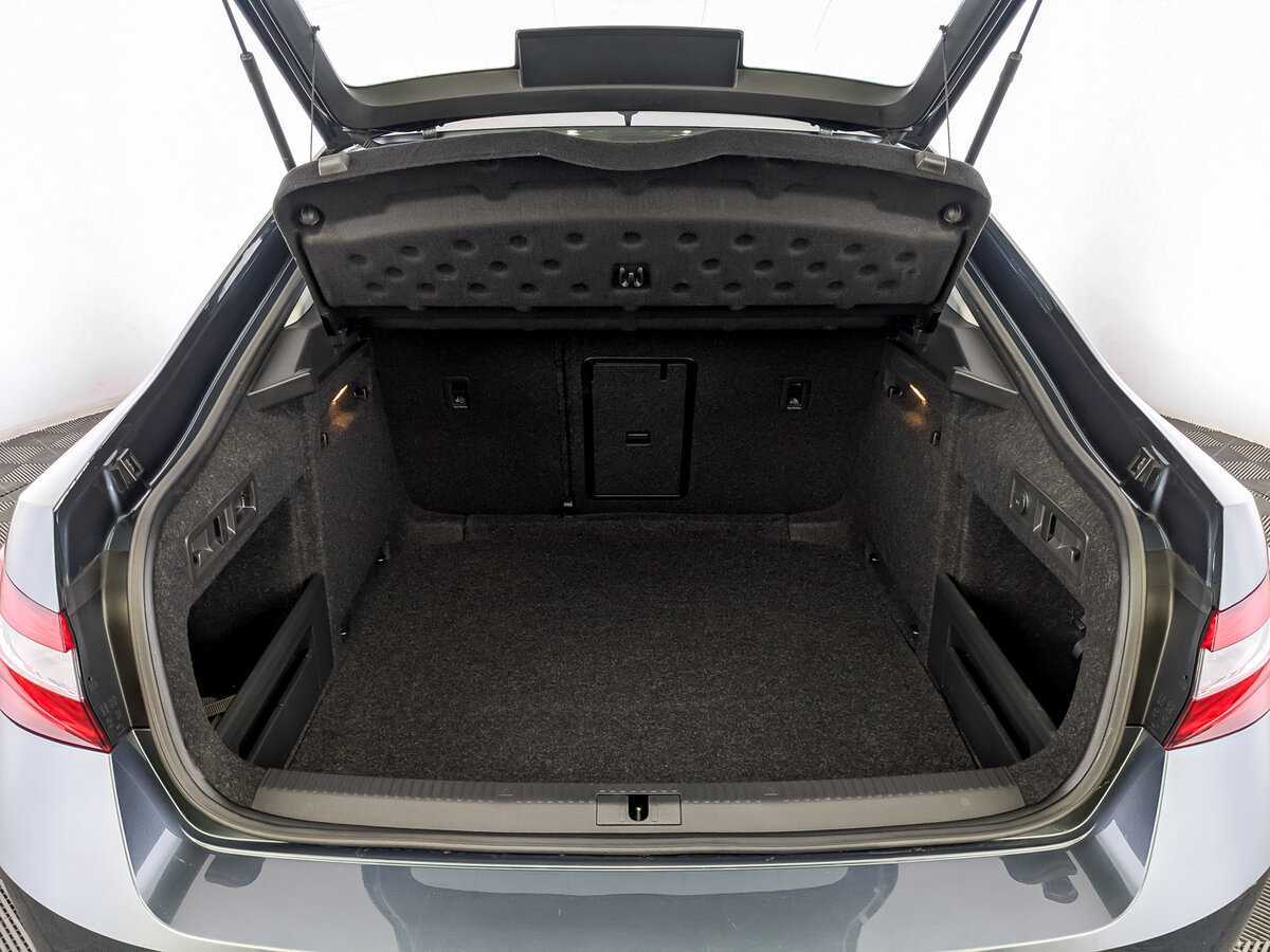 Skoda Superb б/у, 2018, Роботизированная. Фото: #9