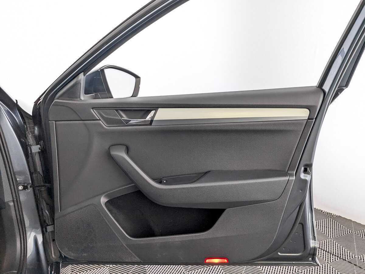 Skoda Superb б/у, 2018, Роботизированная. Фото: #22