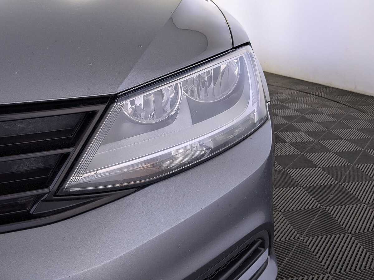 Volkswagen Jetta б/у, 2016, Механическая. Фото: #10