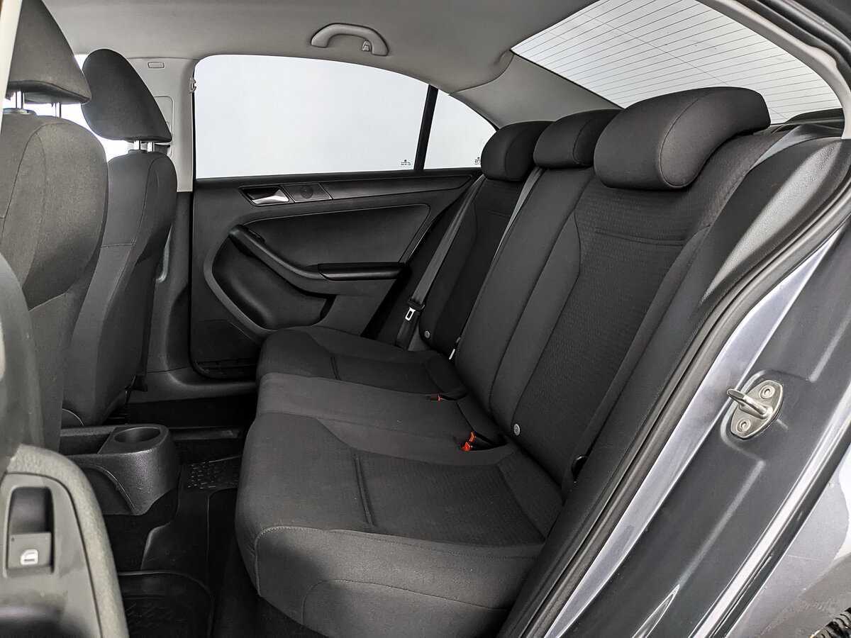 Volkswagen Jetta б/у, 2016, Механическая. Фото: #17