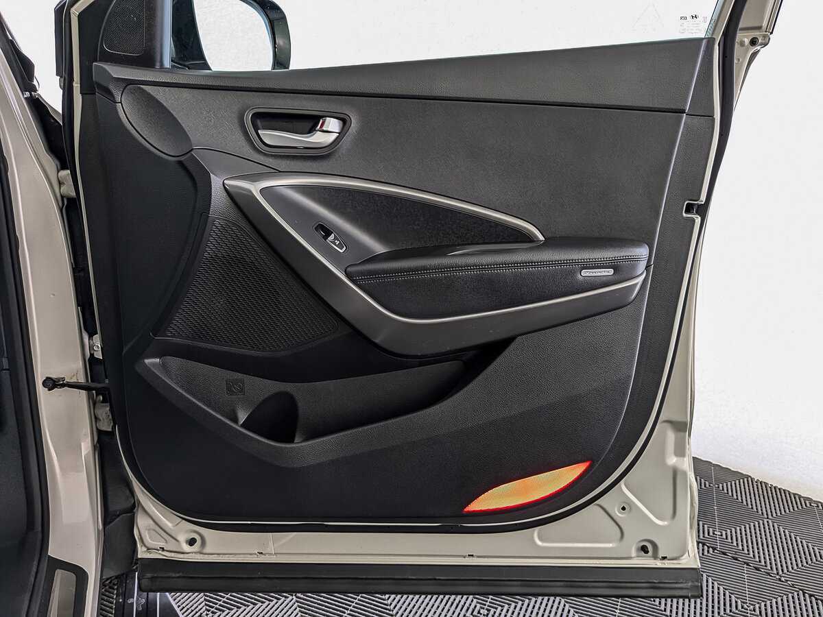 Hyundai Santa Fe б/у, 2013, Автоматическая. Фото: #23