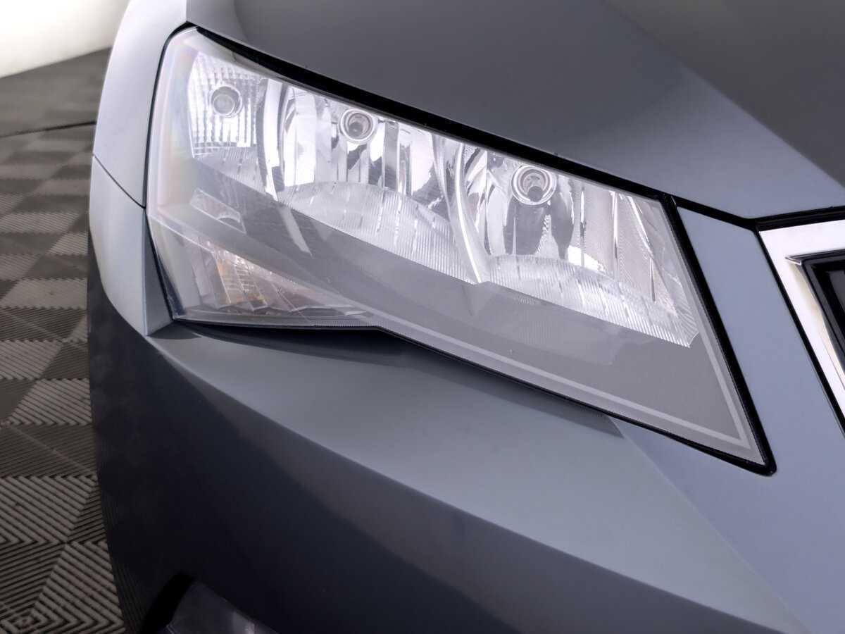 Skoda Superb б/у, 2019, Роботизированная. Фото: #16