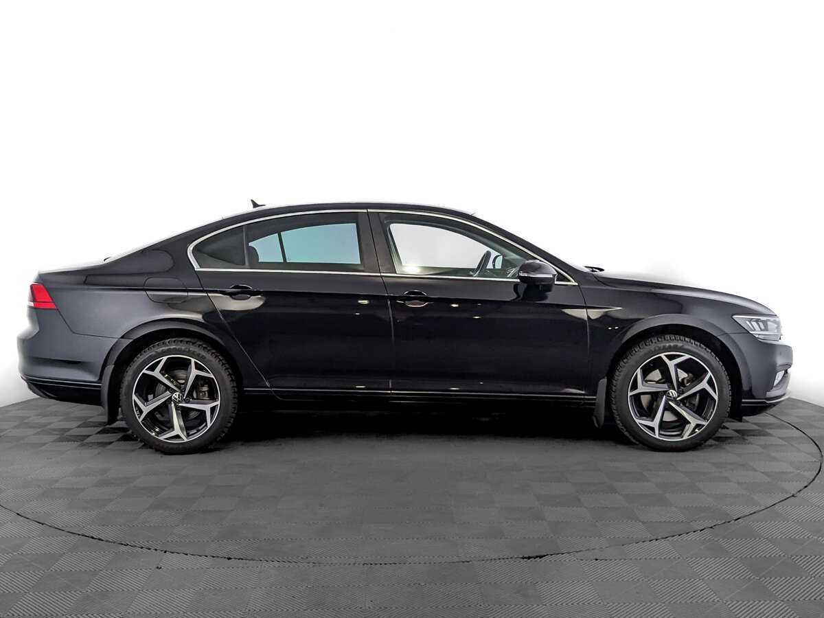 Фольксваген Пассат б/у, 2021, Роботизированная. Фото: #3