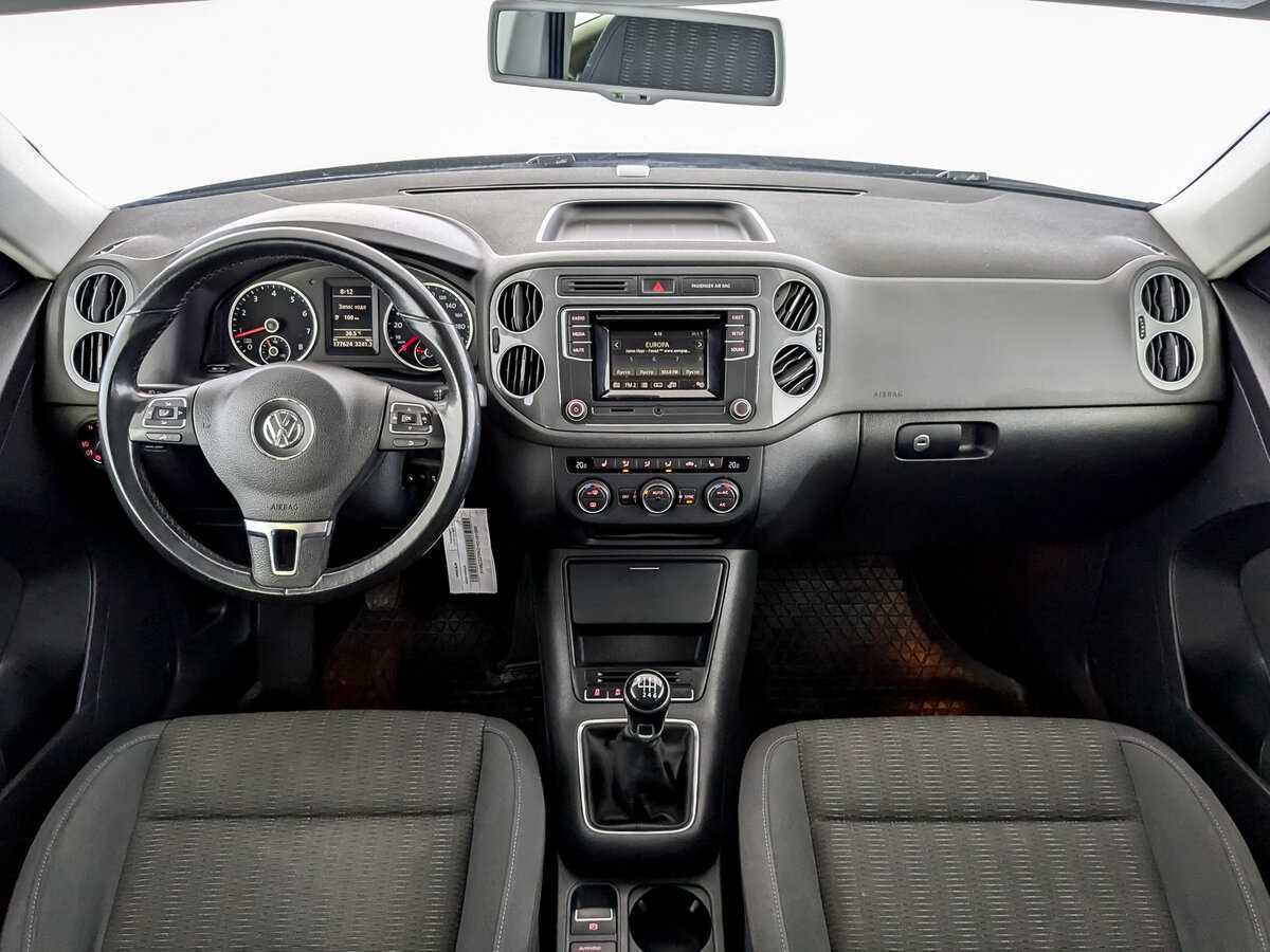 Volkswagen Tiguan б/у, 2016, Механическая. Фото: #13