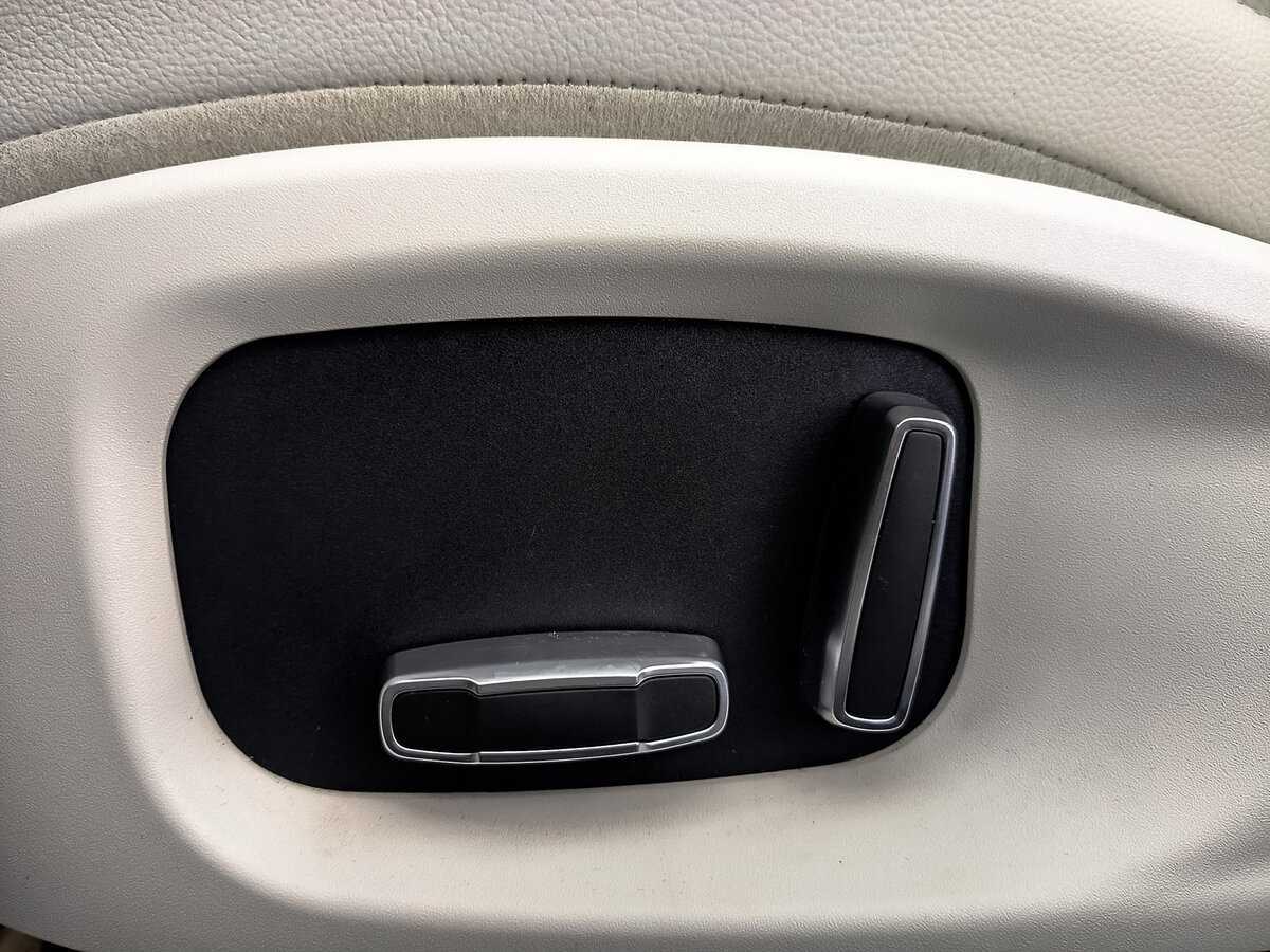 Jaguar XF б/у, 2018, Автоматическая. Фото: #20