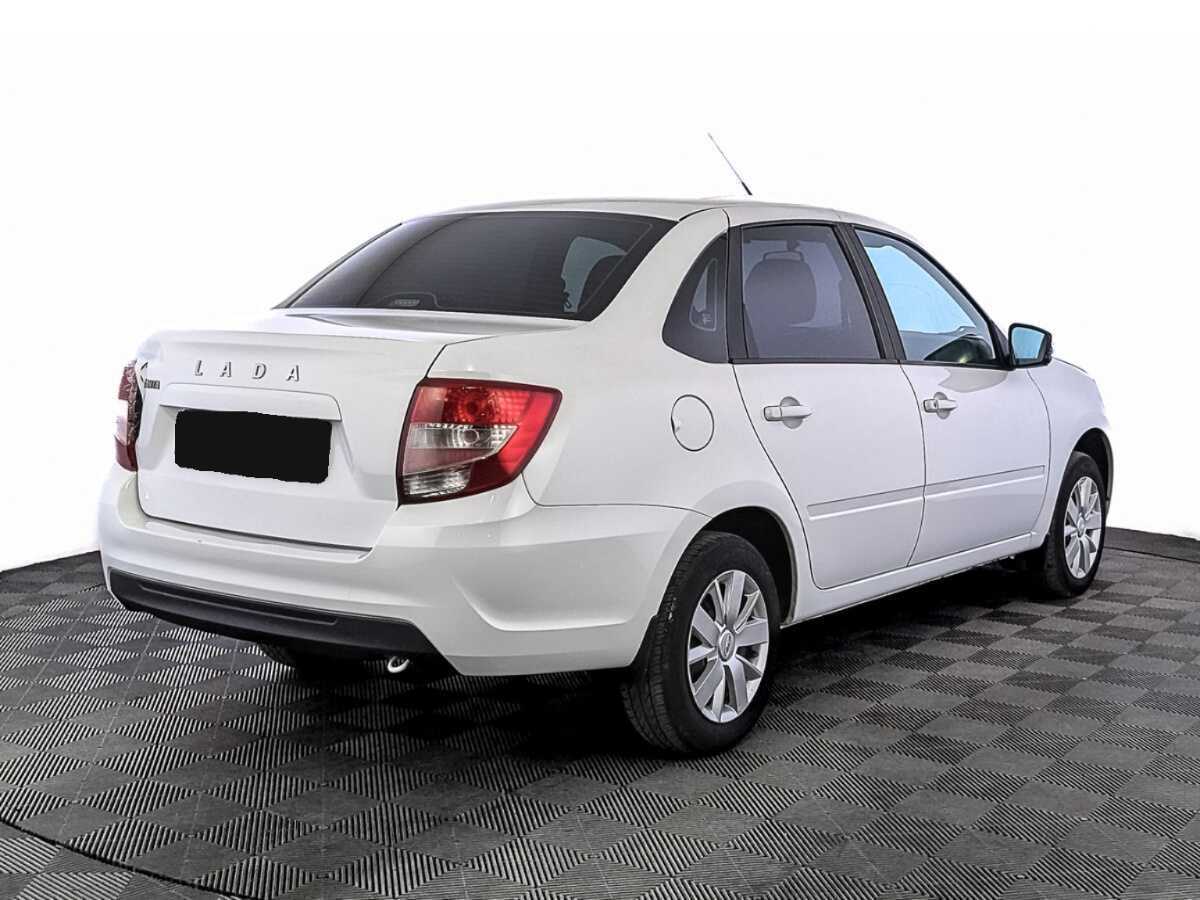 Лада (ВАЗ) Гранта б/у, 2022, Механическая. Фото: #4