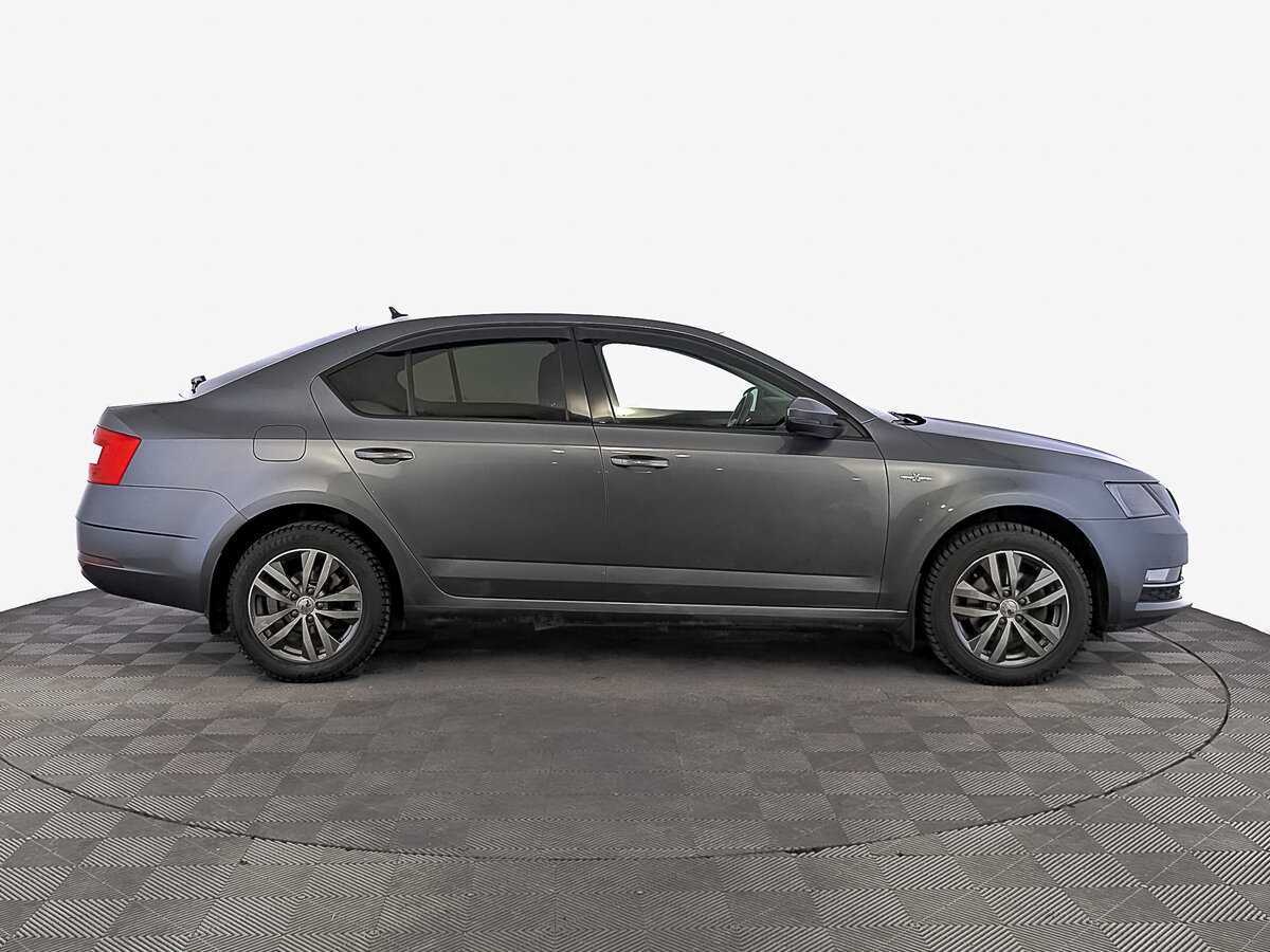 Шкода Октавия б/у, 2018, Роботизированная. Фото: #3