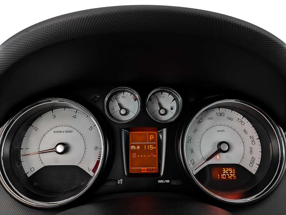 Пежо 408 б/у, 2016, Автоматическая. Фото: #13