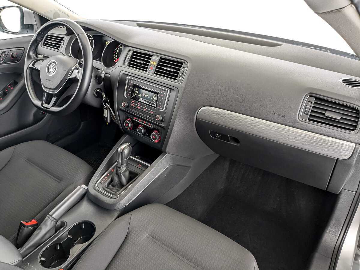 Volkswagen Jetta б/у, 2016, Роботизированная. Фото: #10