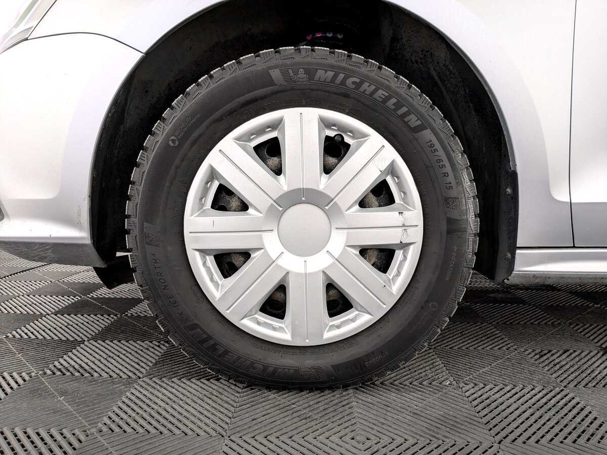 Volkswagen Jetta б/у, 2016, Роботизированная. Фото: #17