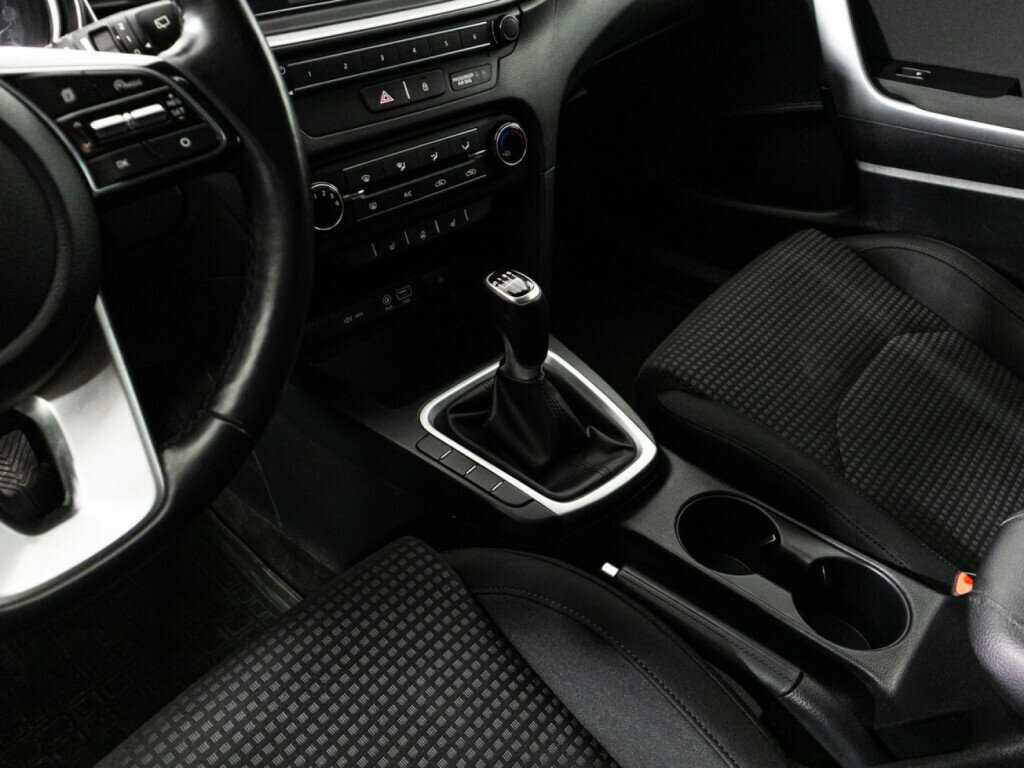 Киа Сид б/у, 2019, Механическая. Фото: #15