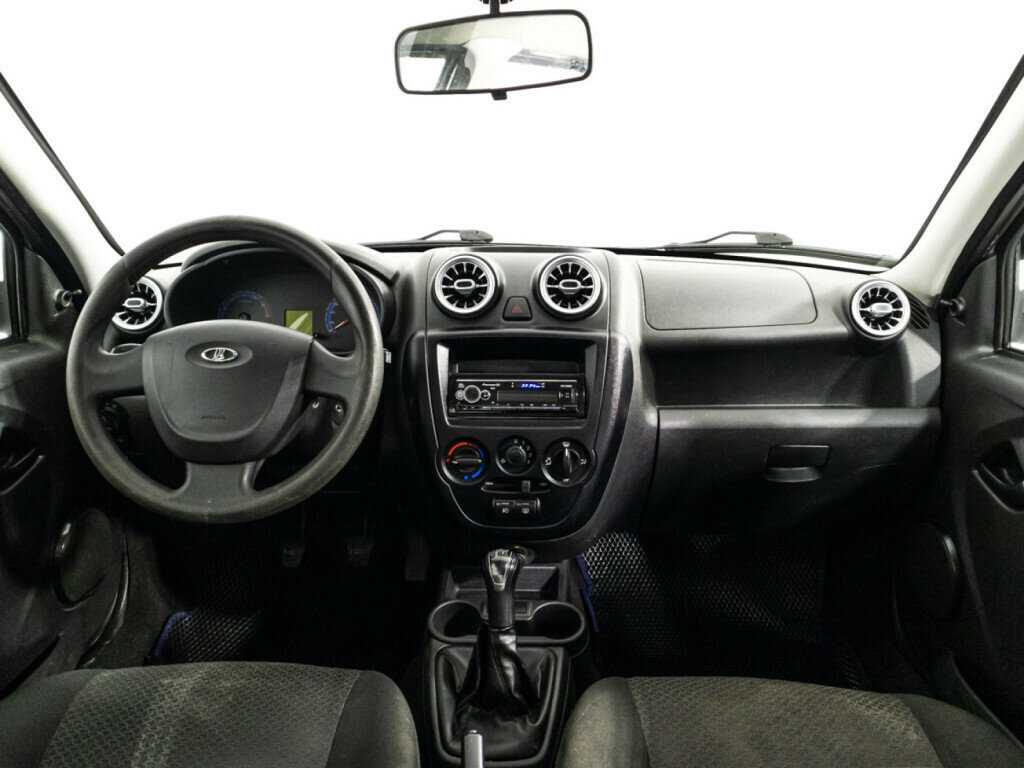 Лада (ВАЗ) Гранта б/у, 2013, Механическая. Фото: #12